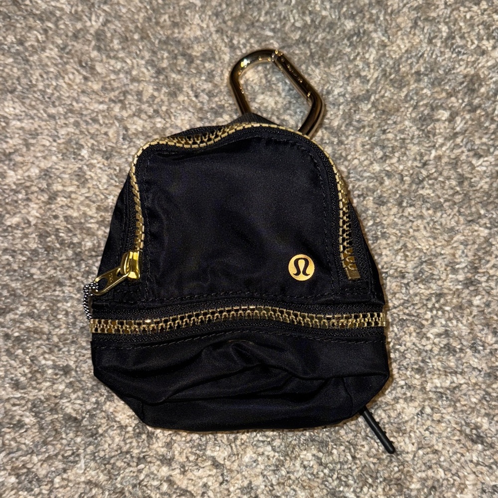 lululemon athletica Black and Gold Key & Card Holder